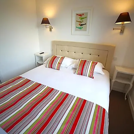 Hotel Restaurant Le Lion D'or 3*