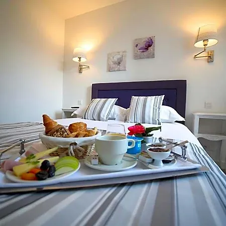 Restaurant Le Lion D'or Hotel 3*