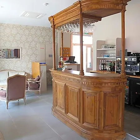 Restaurant Le Lion D'or Hotel Saint-Hilaire-du-Harcouët