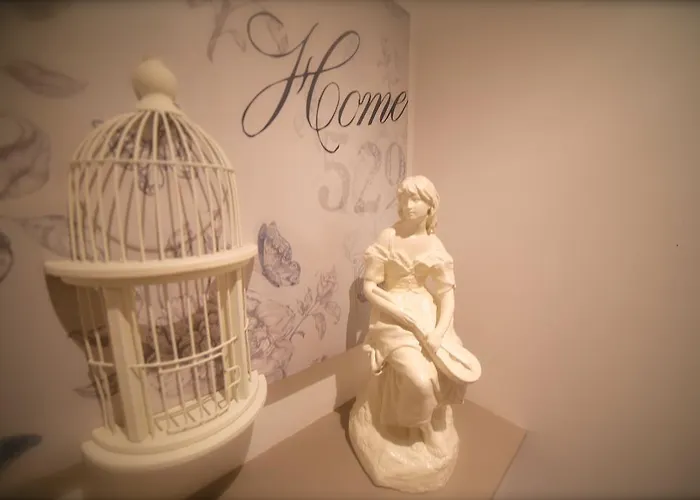 Hotel Restaurant Le Lion D'or Saint-Hilaire-du-Harcouet