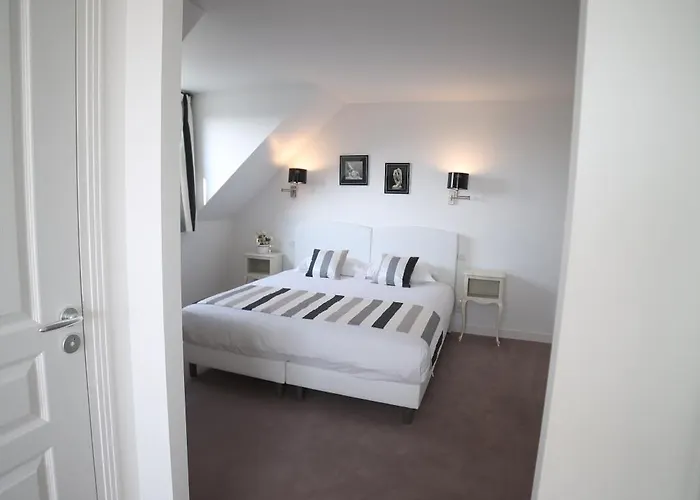 Restaurant Le Lion D'or 3* Saint-Hilaire-du-Harcouet